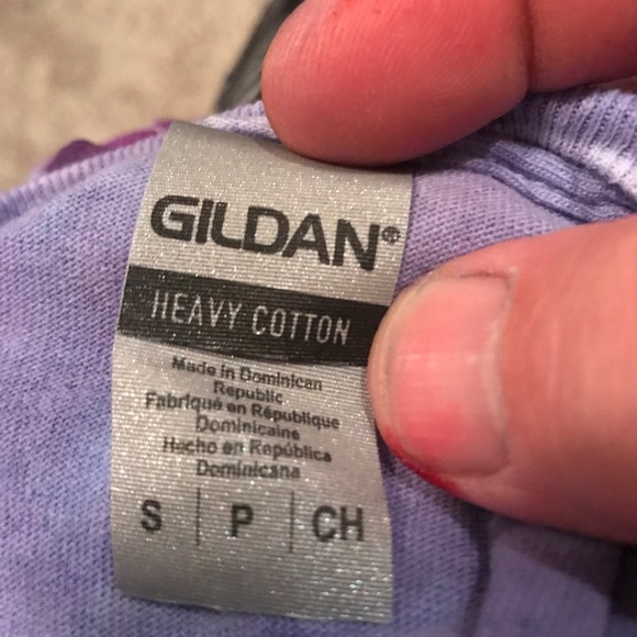 Tie-Dye V with a Heart - Picture 3 of 3